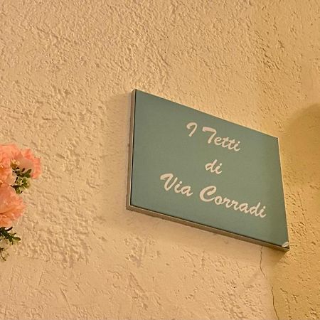 I Tetti Di Via Corradi Villa Сан Ремо Екстериор снимка