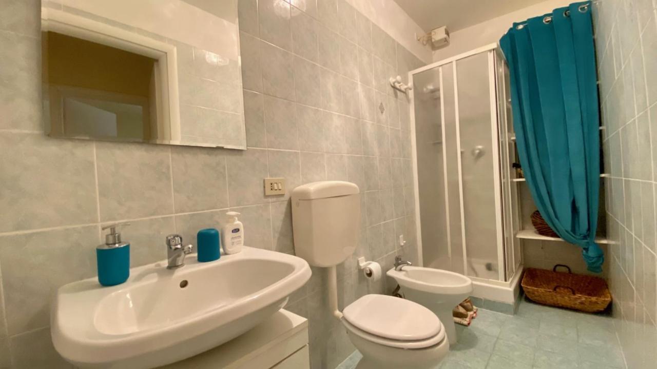 I Tetti Di Via Corradi Villa Сан Ремо Екстериор снимка