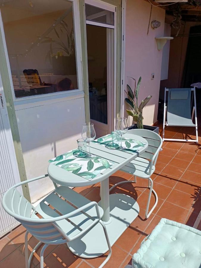 I Tetti Di Via Corradi Villa Сан Ремо Екстериор снимка